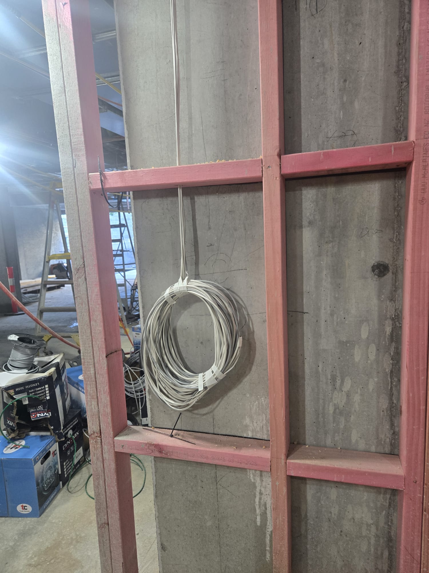 Cat6 and WiFi access point install in Auckland